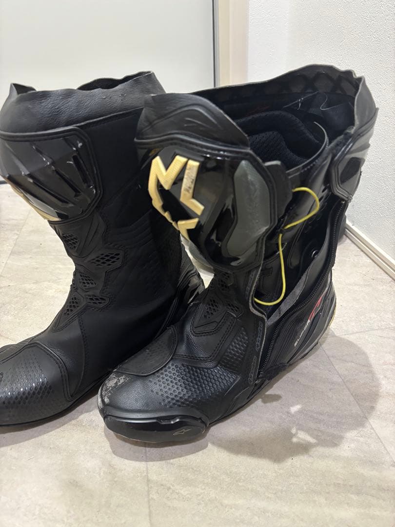 AlpinestarsスーパーテックR 42サイズ