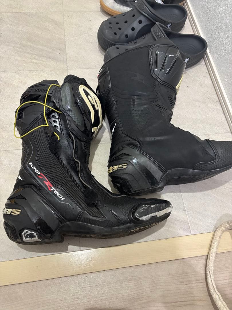AlpinestarsスーパーテックR 42サイズ