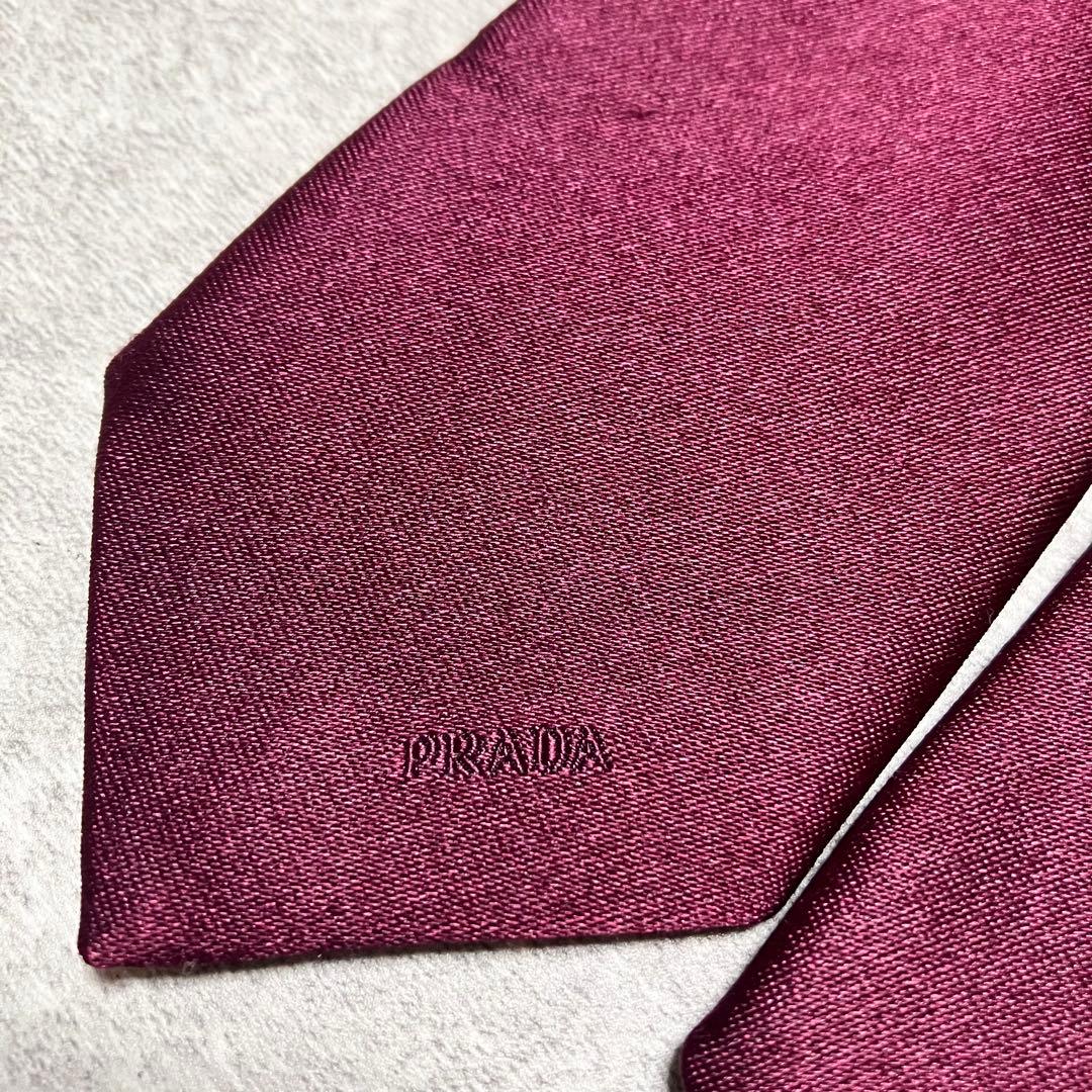 美品　PRADA プラダ　ナロータイ　光沢感　ソリッド　無地　ロゴ　イタリア製