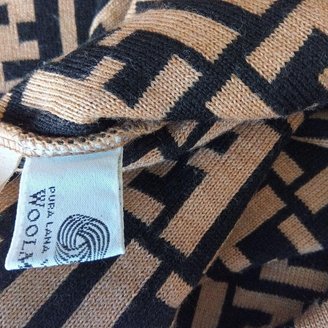 フェンディ　モノグラムセーター 美品