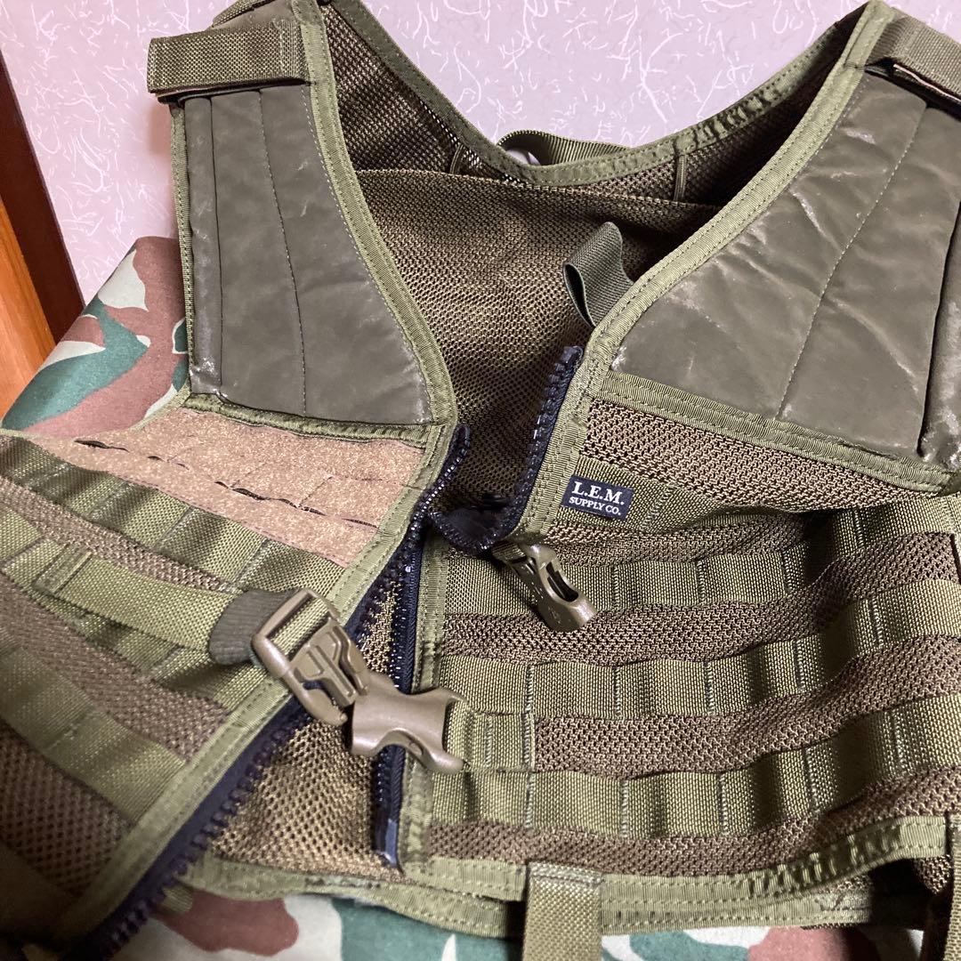 L.E.M. Supply モールメッシュベスト