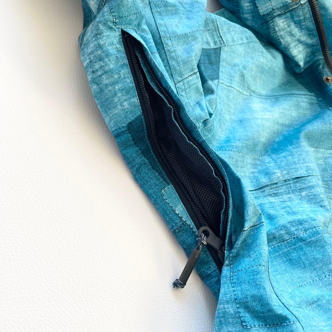 4436【美品】バートン スノボウェア ジャケット ゴアテックス パッチワーク