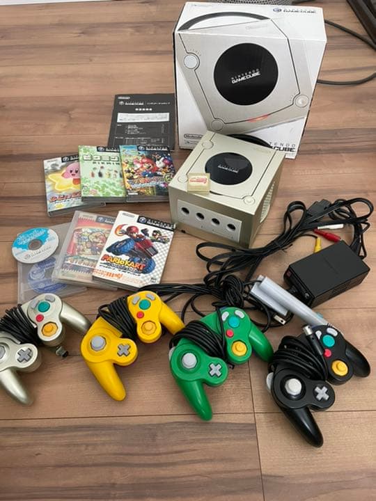 Nintendo GAMECUBE GAMECUBE 本体ソフトセット