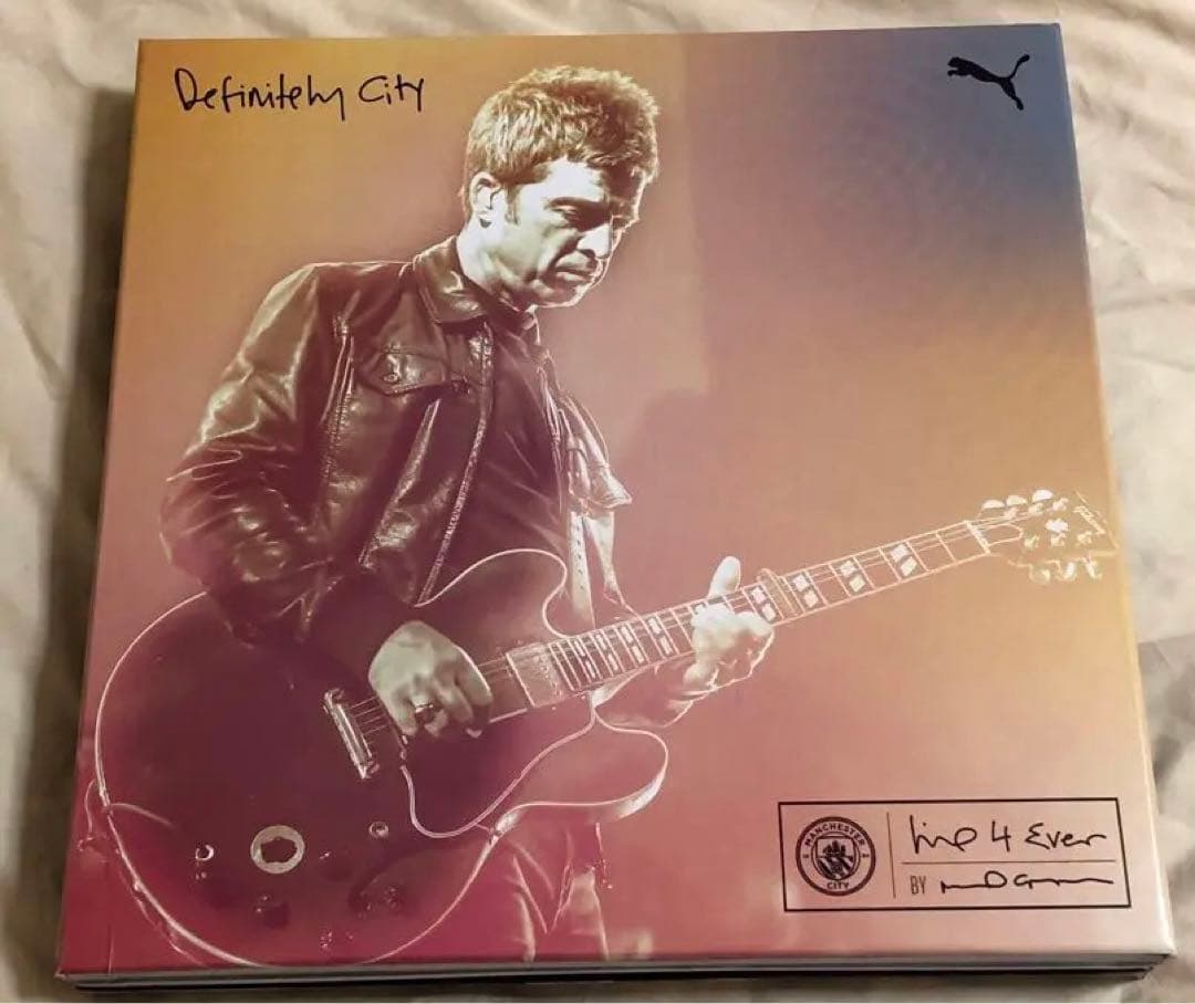 【oasis】ノエル・ギャラガー　マンチェスター・シティユニフォーム限定BOX