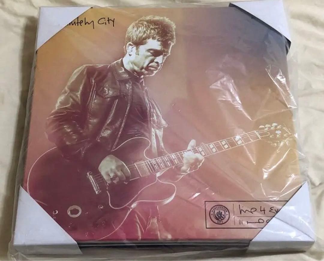 【oasis】ノエル・ギャラガー　マンチェスター・シティユニフォーム限定BOX