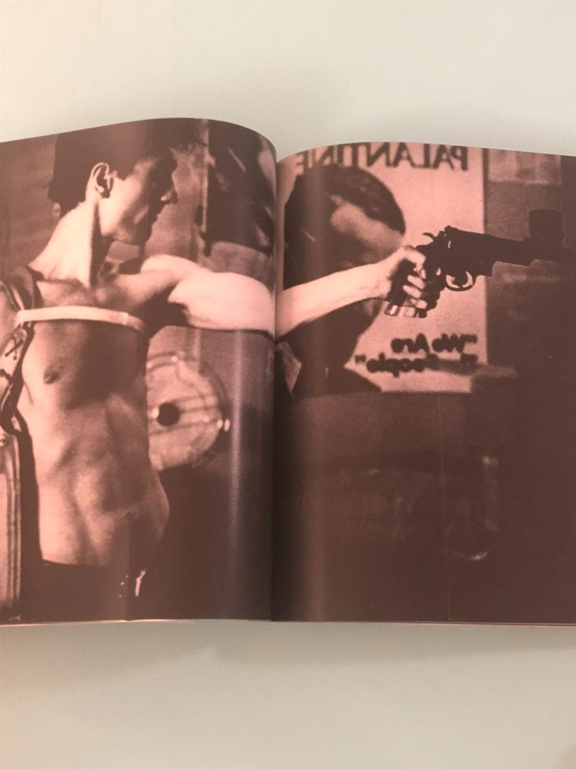 【美品】映像を中心に写真や絵画で活躍する現代アーティストの幻の展示会作品集