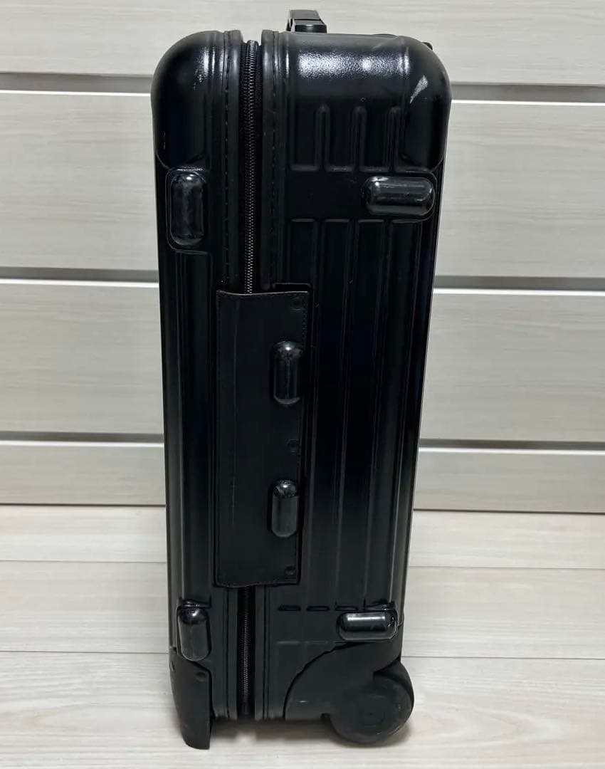 リモワ　RIMOWA スーツケース ブラック TSAなし　2輪　廃盤品