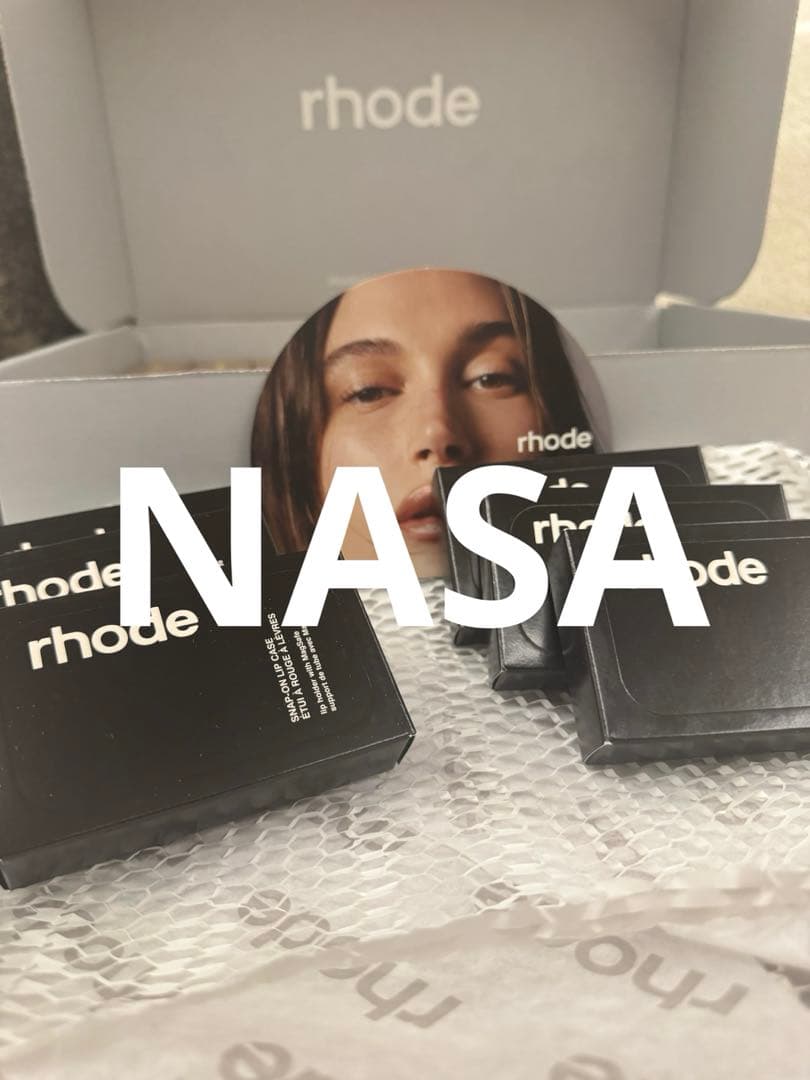 ラスト1点【限定色】rhode snap-on lip case 白