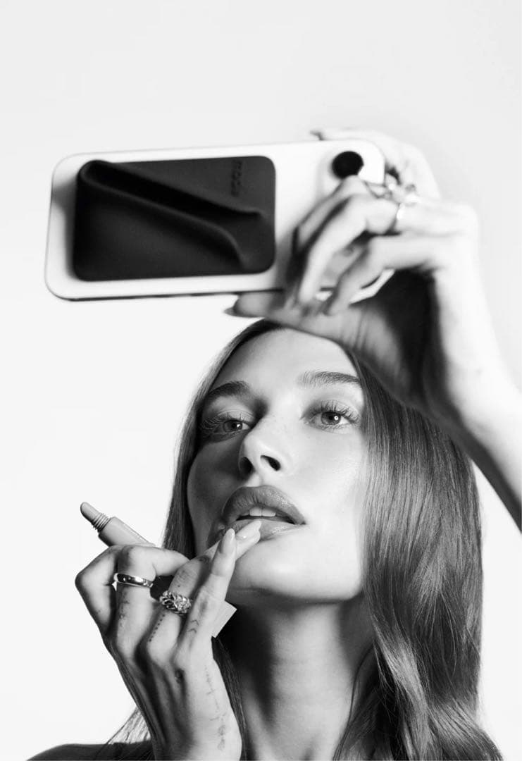 ラスト1点【限定色】rhode snap-on lip case 白