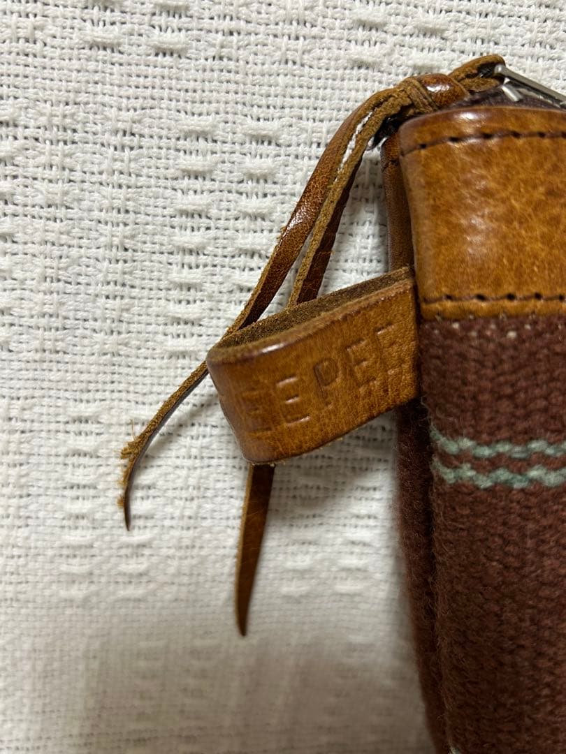 LUCKY JOHN＊ジップポーチ/BROWN