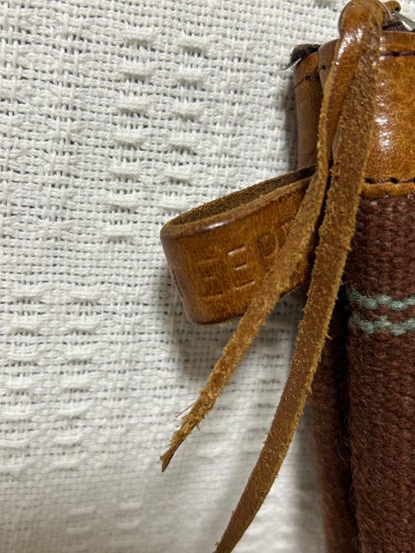 LUCKY JOHN＊ジップポーチ/BROWN