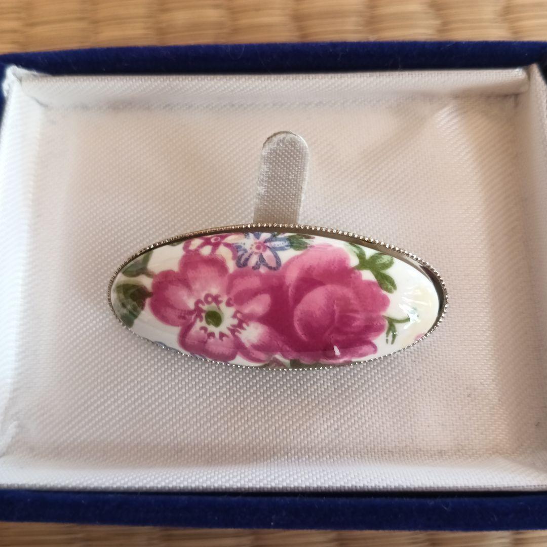 遺品生前整理アクセサリー纏め売りパール、珊瑚、本鼈甲、水晶（留め具SV）