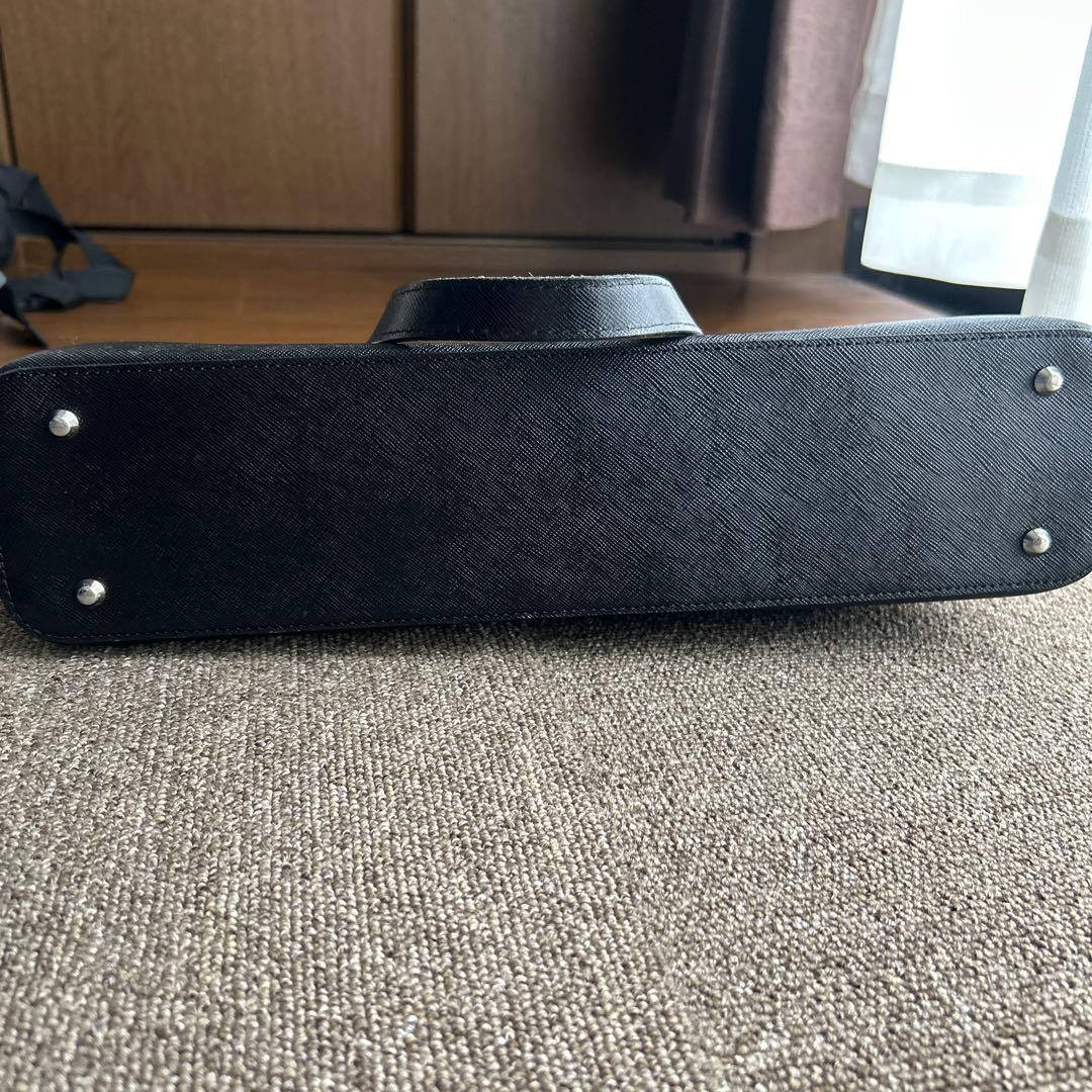 【美品】未使用に近い保護フィルム付き BURBERRY ノバチェック　レザー