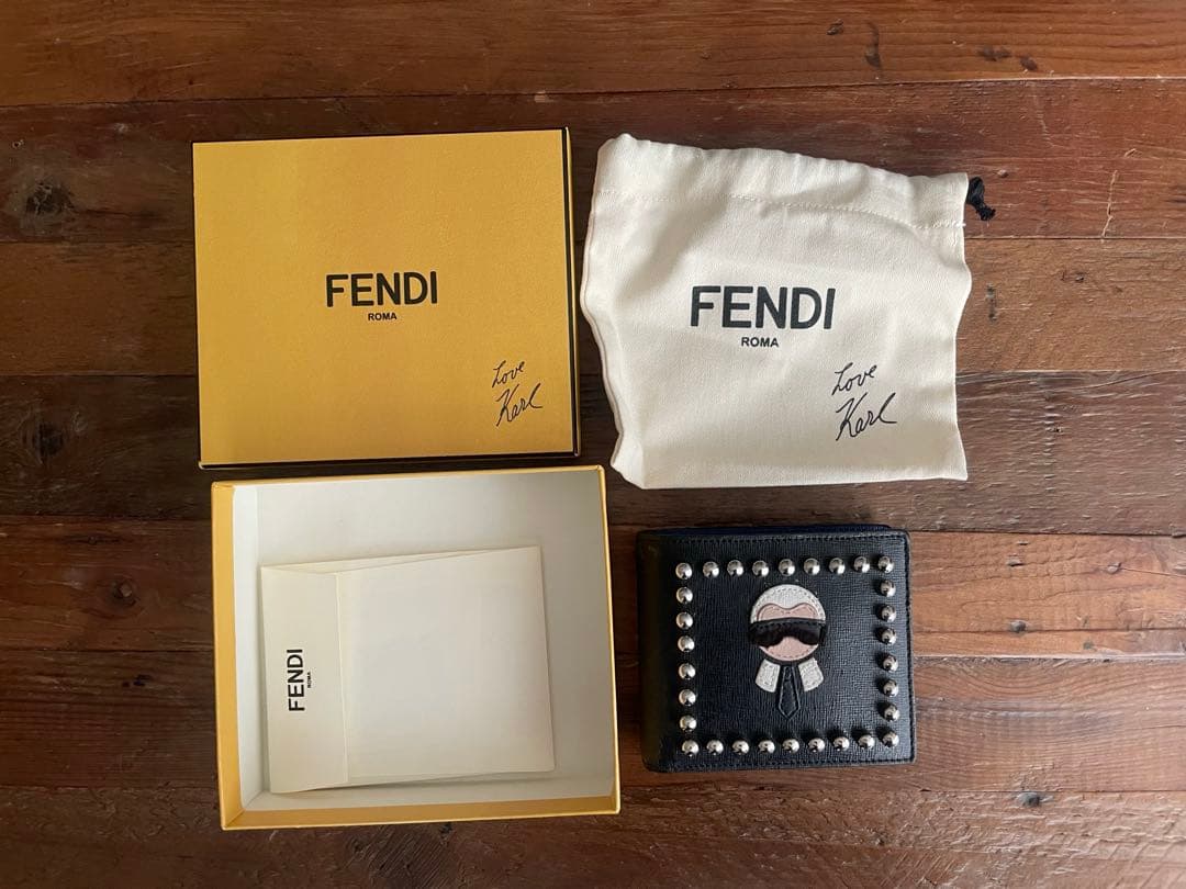 FENDI Karl Lagerfeld 二つ折り財布