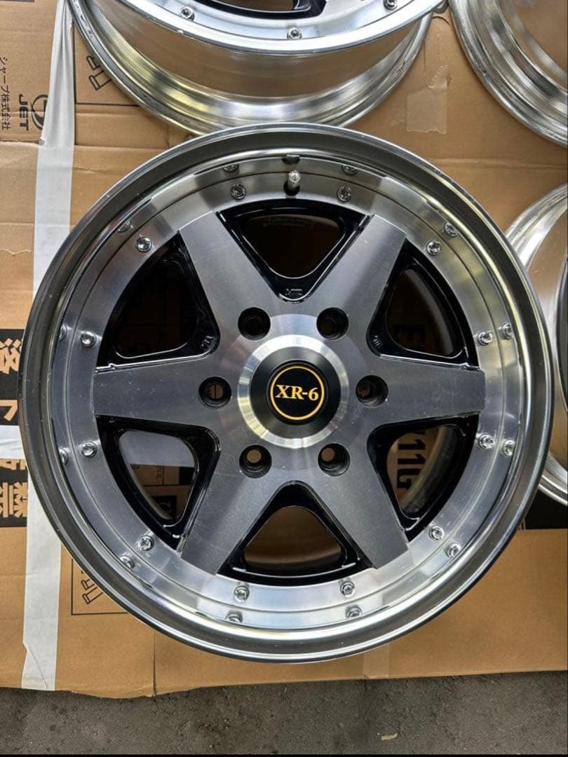 ファブレス　xr-6 16 7J ＋33 2ピース　ロンシャン　ハイエース等4本
