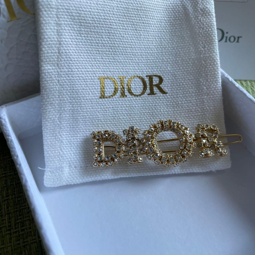 Dior ロゴ クリスタルヘアピン ゴールド