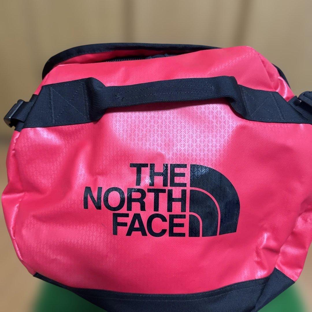 【大容量90L】ノースフェイス BCダッフル L 赤 ボストンバッグ リュック