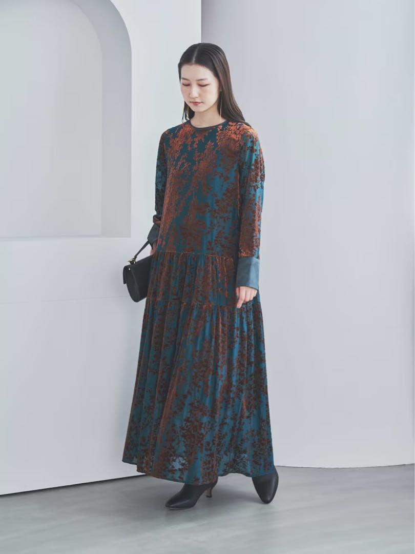 ROSSO フロッキープリントティアードワンピース