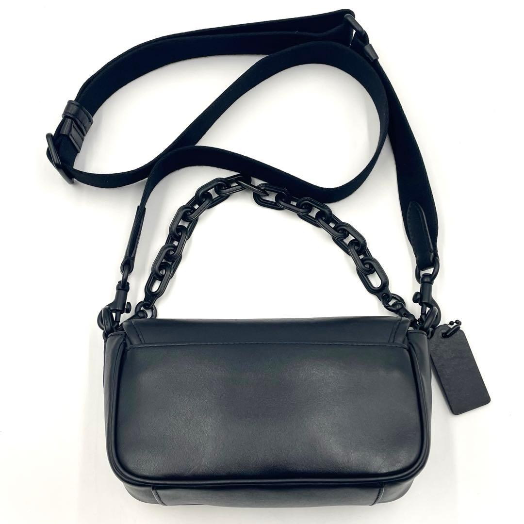 定価7.7万/未使用級 コーチ チャーター フラップ クロスボディ18ショルダー