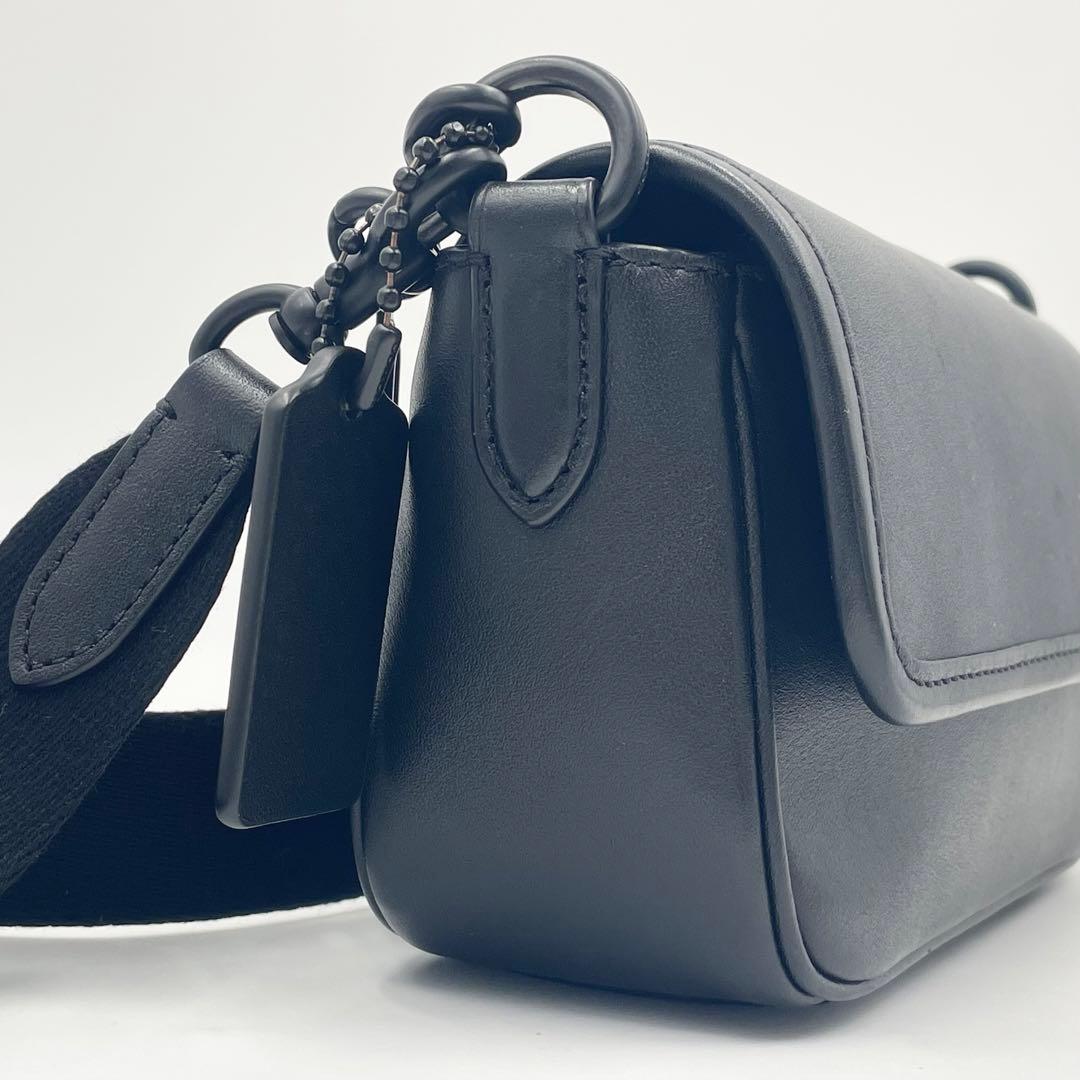 定価7.7万/未使用級 コーチ チャーター フラップ クロスボディ18ショルダー