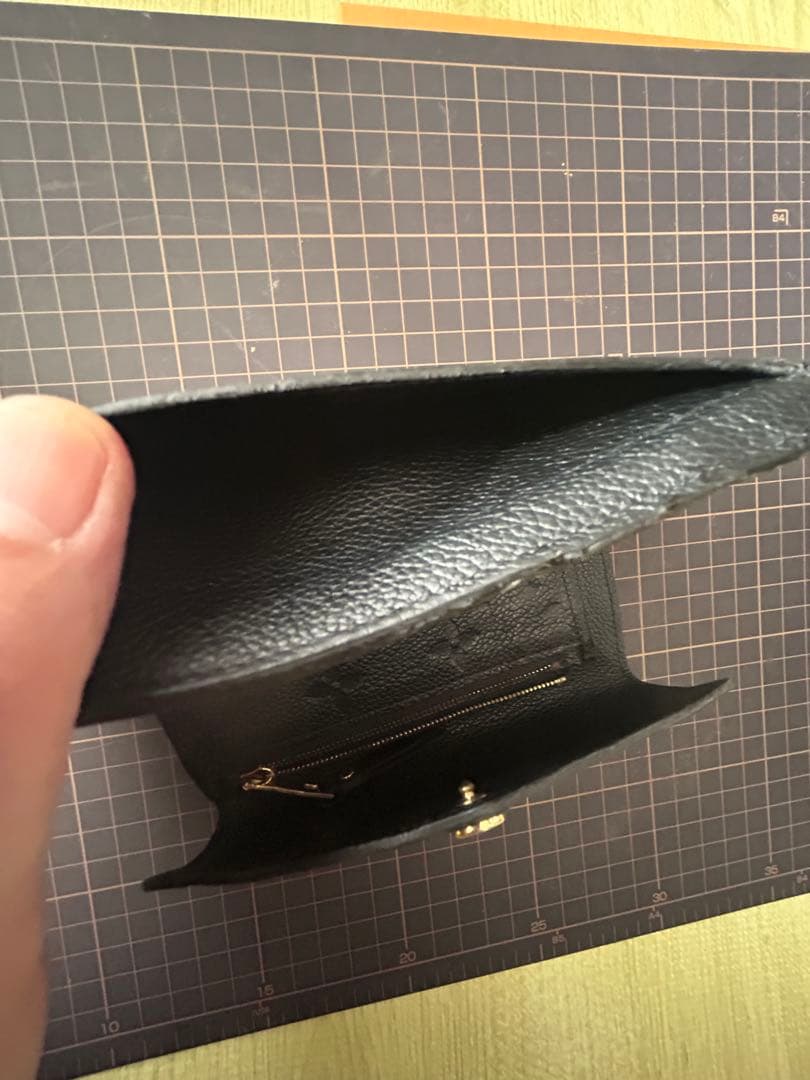 中古 正規品 LOUIS VUITTONアンプラント キュリユーズ 三つ折り財布