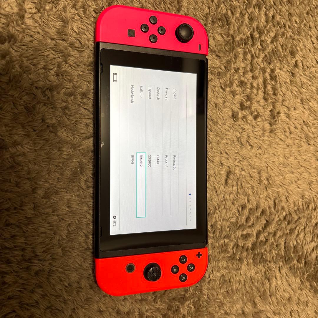 Nintendo switch本体　付属品あり