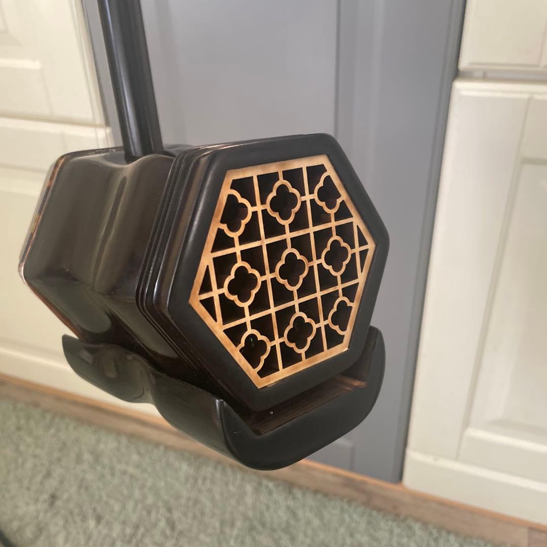 二胡 ほぼ未使用 ケース有り　黒壇　蘇州製　六角形