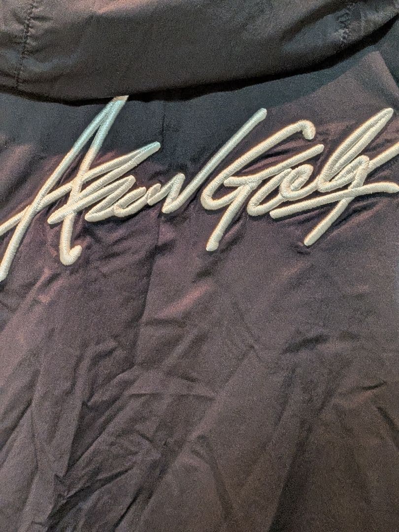 アニューゴルフ☆Wバーンアウトロゴアノラック☆サイズＭサイズ☆