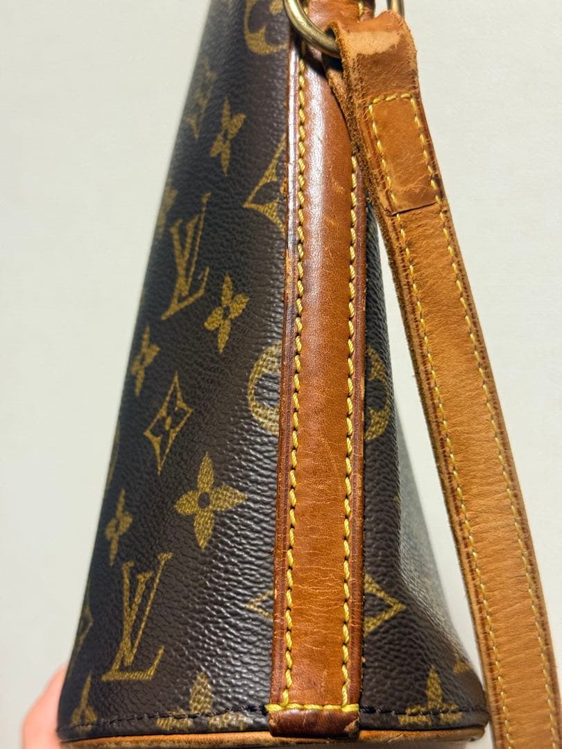 ルイ・ヴィトン LOUIS VUITTON ショルダーバッグ