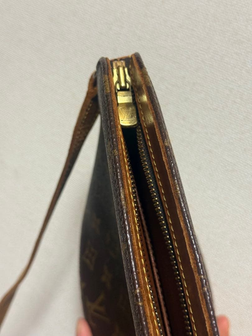 ルイ・ヴィトン LOUIS VUITTON ショルダーバッグ