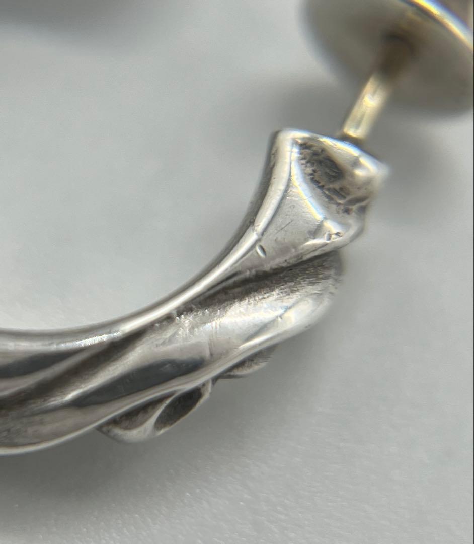 クロムハーツ CHROME HEARTS スクロール フープピアス スモール