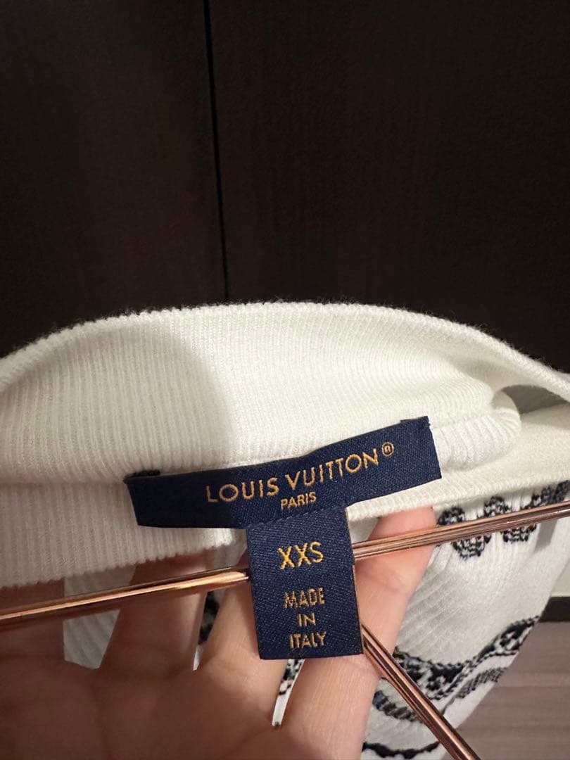 Louis Vuitton スカラップストライプニットスカート