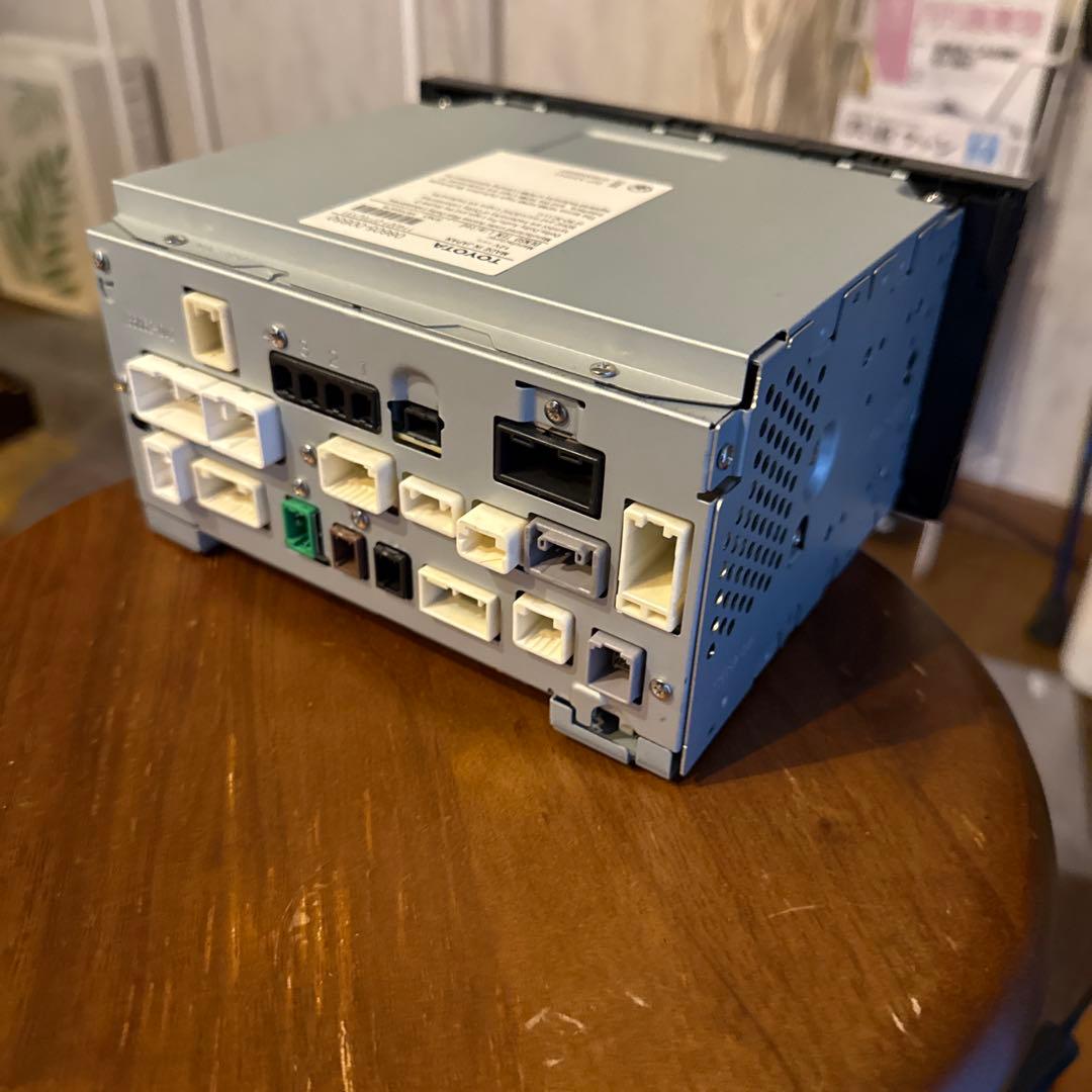 トヨタ純正ナビ 7型ワイド NSZT-W68T 2022春マップ