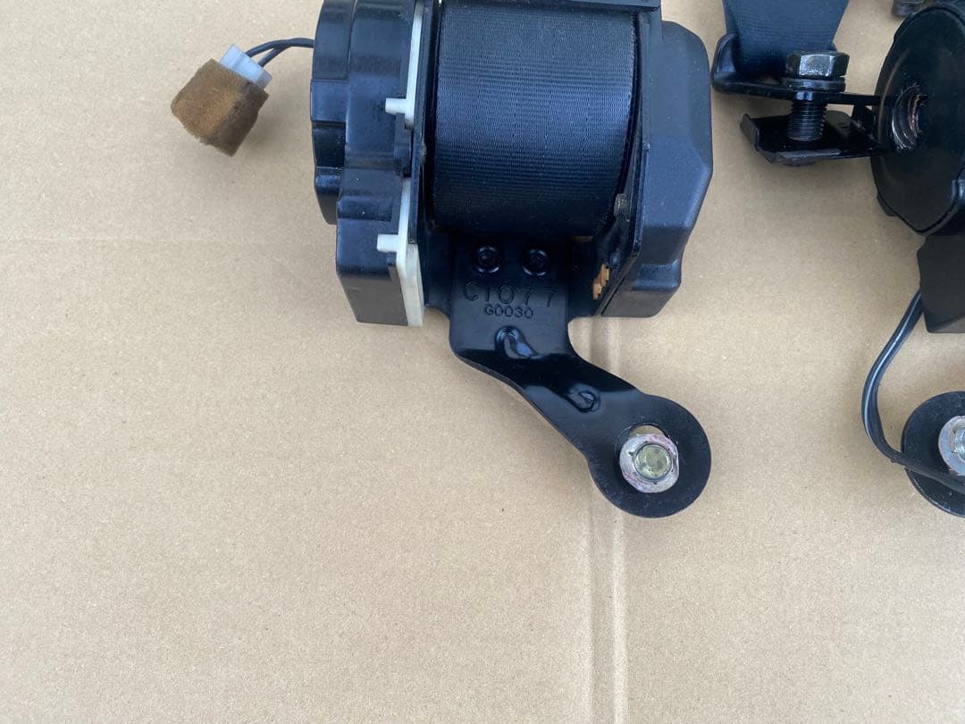 マツダ RX7 FC3S 後期　純正　 シートベルト(k)