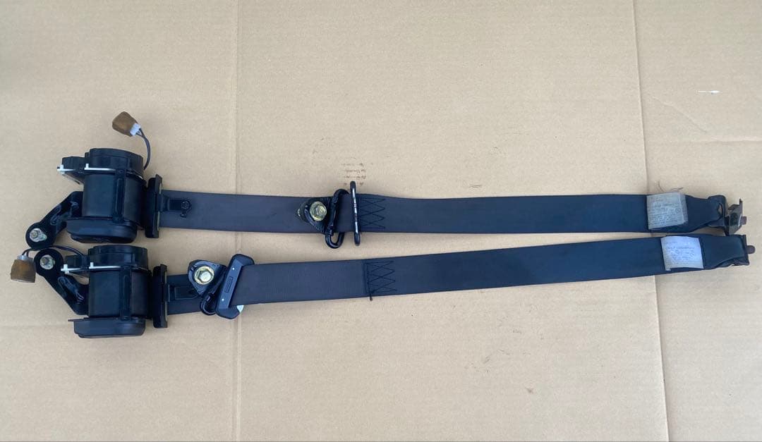 マツダ RX7 FC3S 後期　純正　 シートベルト(k)