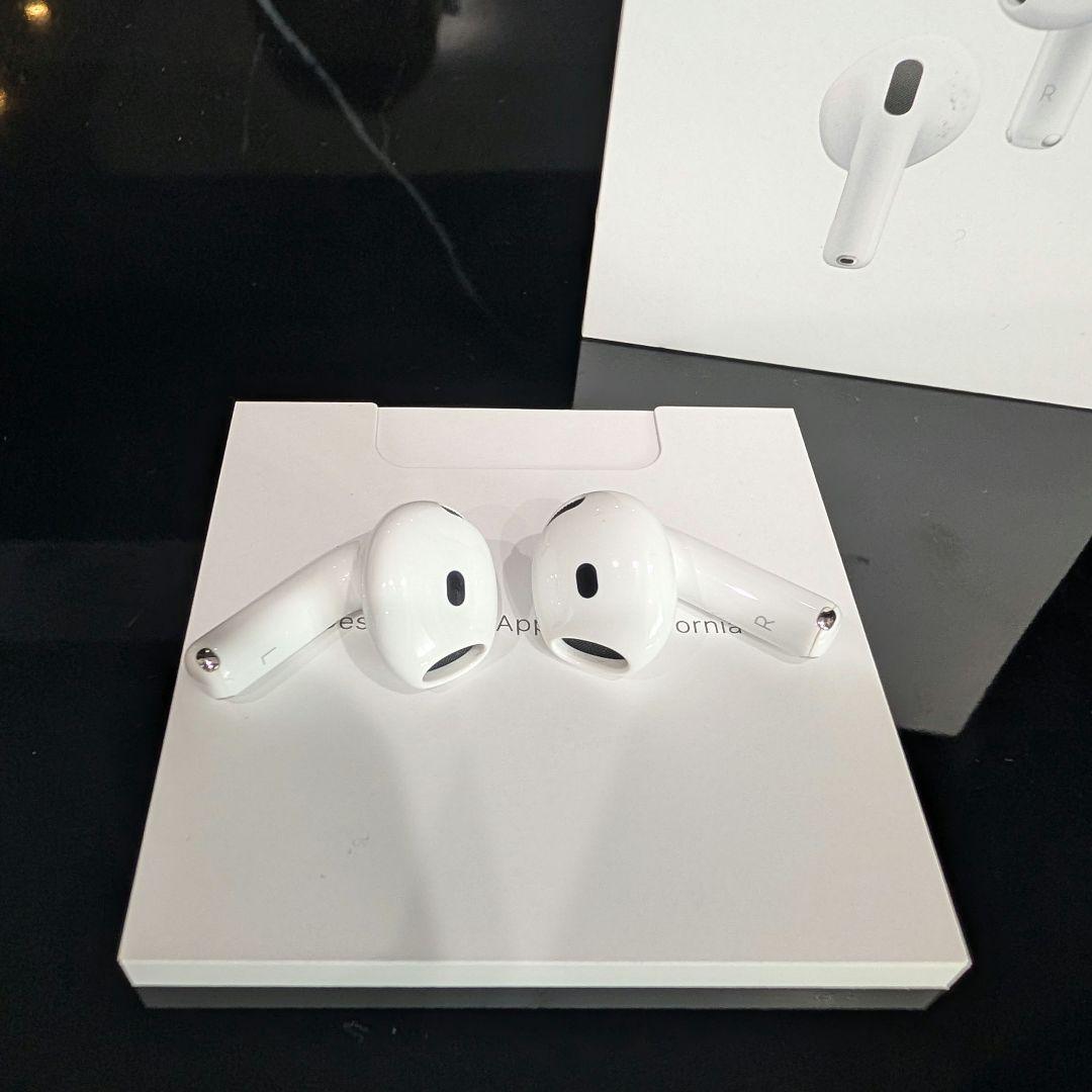 AirPods 4 本体アクティブノイズキャンセリング搭載