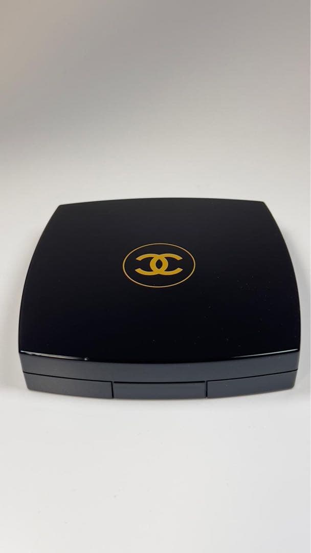 新品CHANEL シャネル　エンチャンテッド　ナイト　アイシャドウ/チークカラー