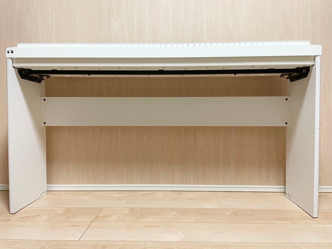 Privia 160 電子ピアノ シャンパンゴールド