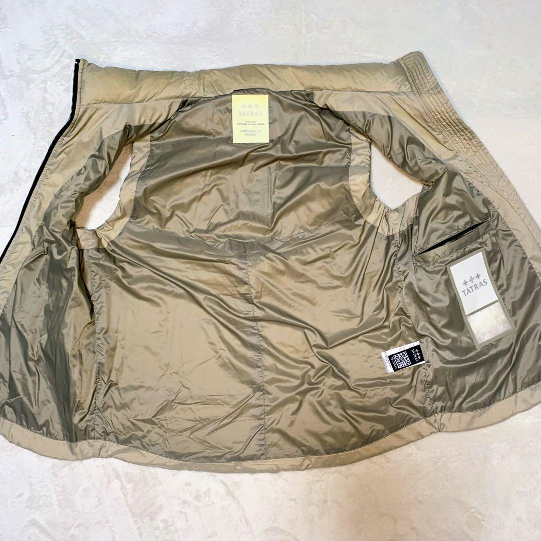 【極美品】 TATRAS ダウンベスト ジャケット 白タグ 4425