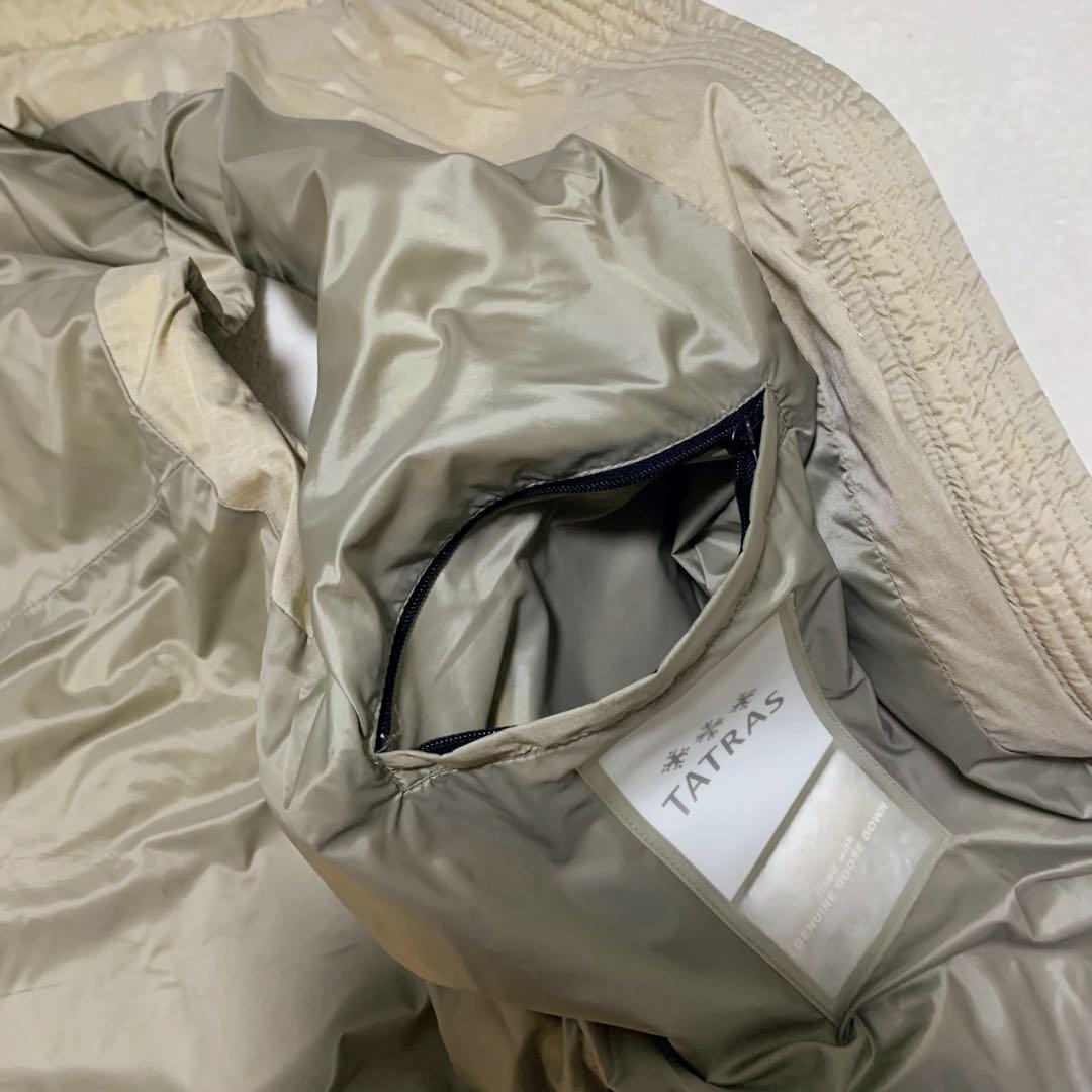【極美品】 TATRAS ダウンベスト ジャケット 白タグ 4425