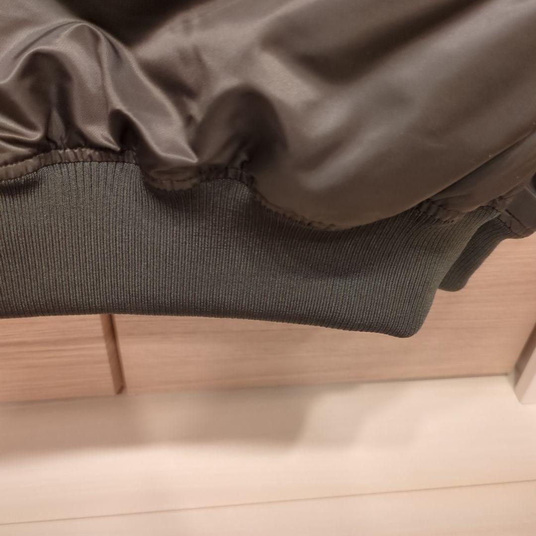 +J 2026 ハイブリッドダウンオーバーサイズMA1 UNIQLO