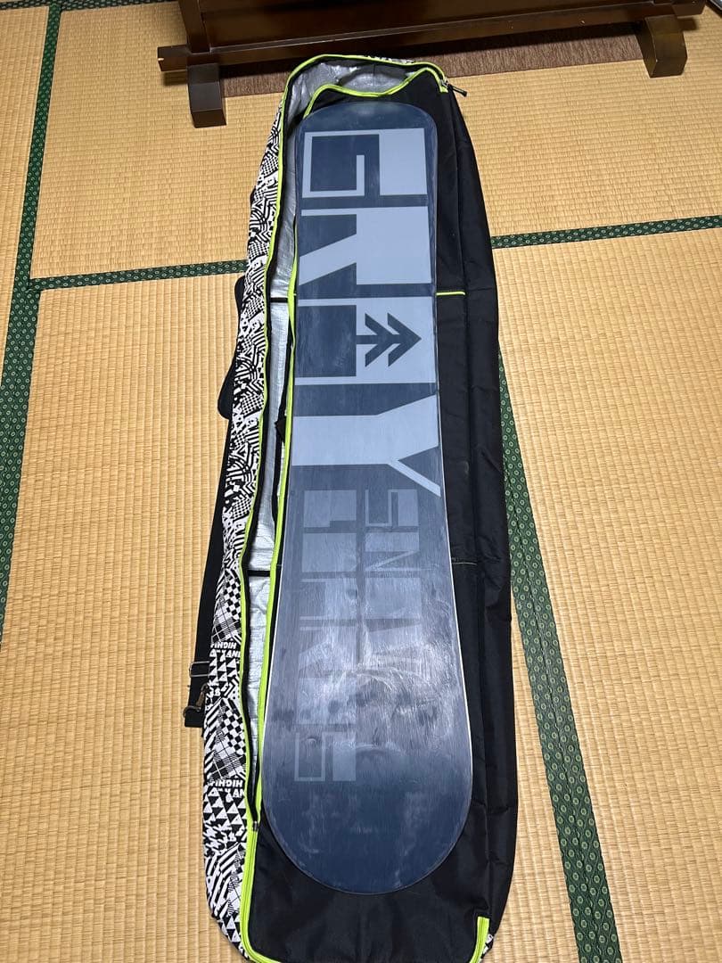 gray スノーボード 板 153cm shred グラトリ