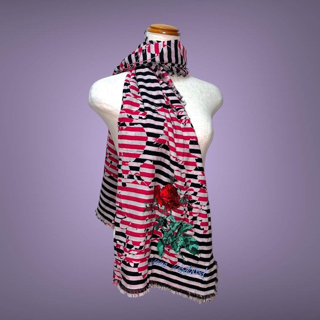 小物 Vivienne Westwood Rose stall