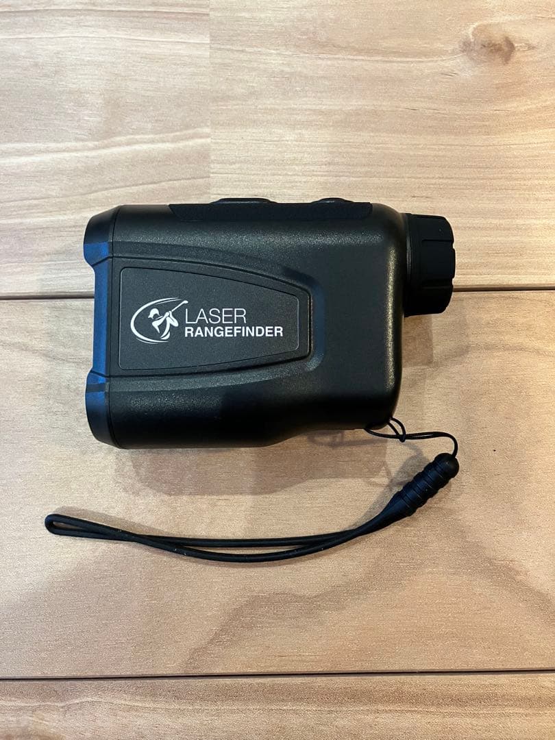 ゴルフ レーザー距離計 屋外用 収納ケース付き