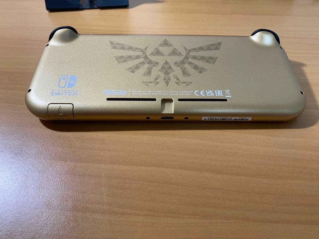 【美品】Nintendo Switch Lite ゼルダの伝説ハイラルED