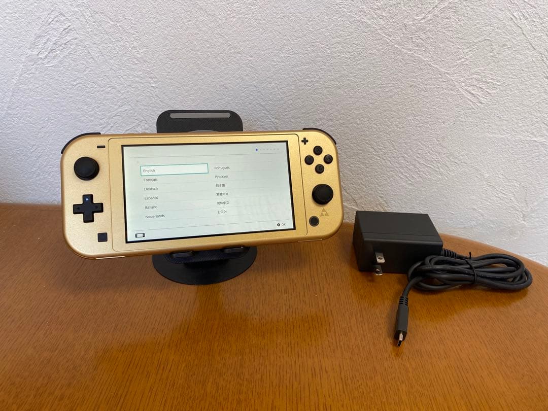 【美品】Nintendo Switch Lite ゼルダの伝説ハイラルED