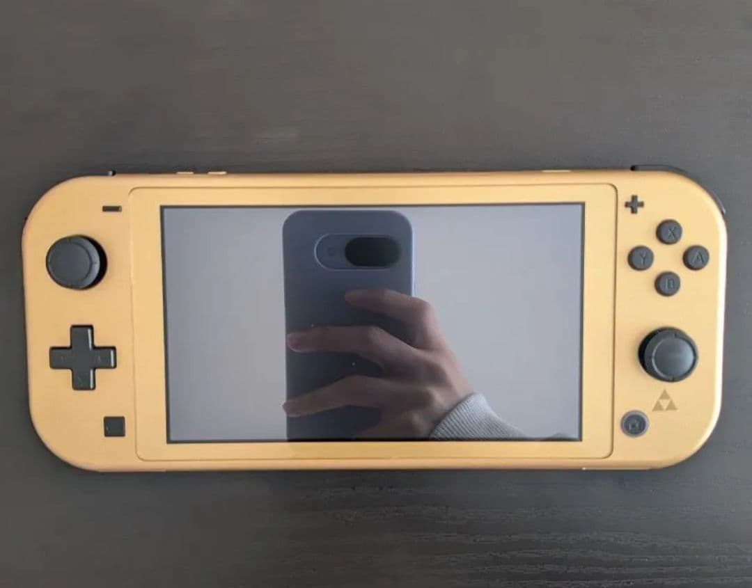 【極美品】Nintendo Switch Lite ハイラルエディション