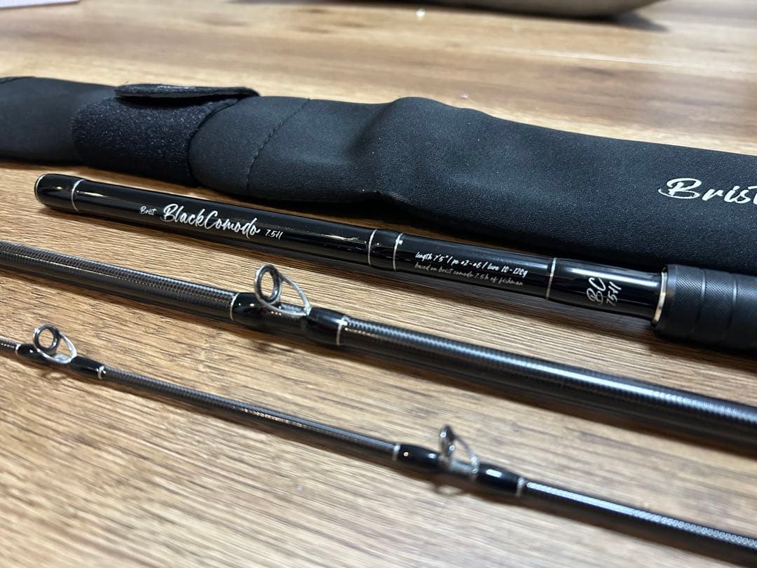 フィッシュマン×フィーモ ブリストブラックコモド7.5H 限定コラボ　美品