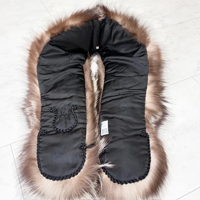 新品未使用★サガフォックス リアルファー ロング肉厚ストール 焦げ茶、毛先は白