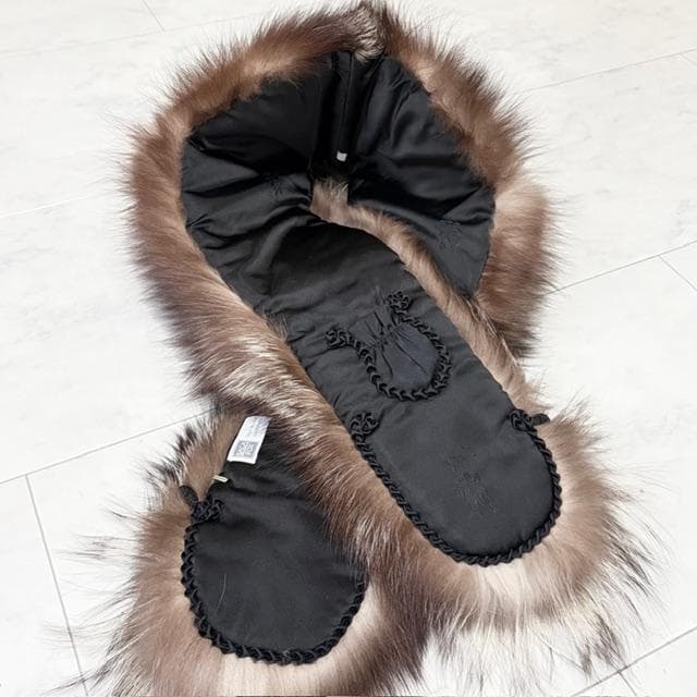 新品未使用★サガフォックス リアルファー ロング肉厚ストール 焦げ茶、毛先は白